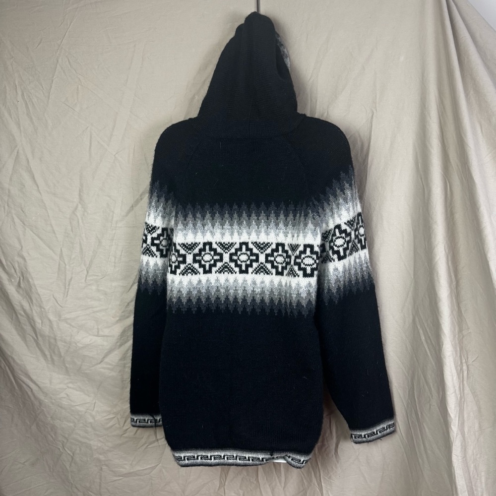 South American Side alpaca wool sweater cardigan made in Peru. Unisex large - Picture 7 of 8